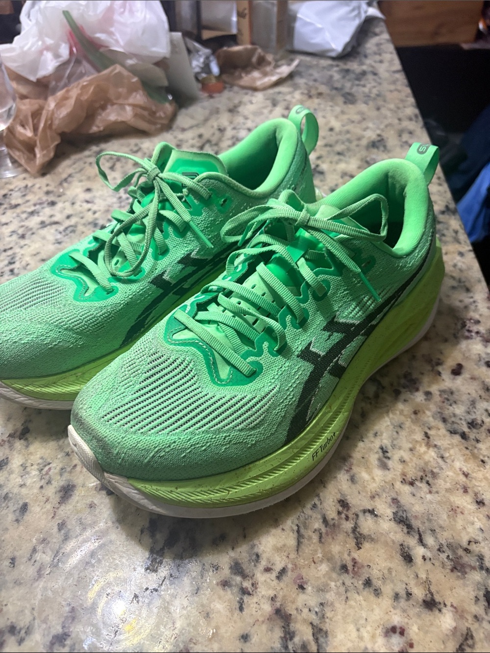 ASICS SUPERBLAST 2 Bright Green Lace-Up Running Shoes